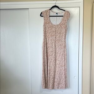 Old Navy Elegant Tan Patterned Dress